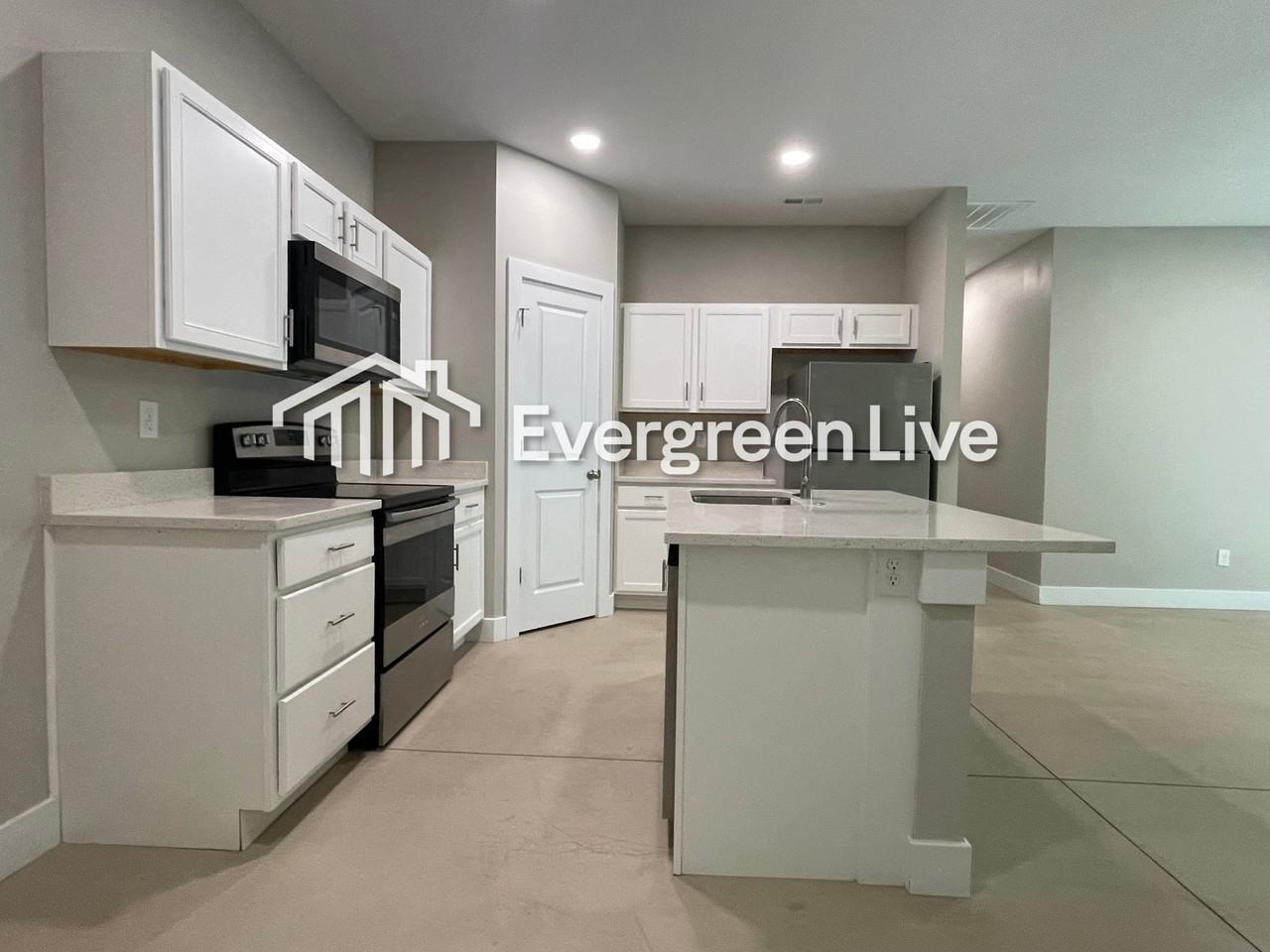 224 E Northern Ct - Photo 7 of 15