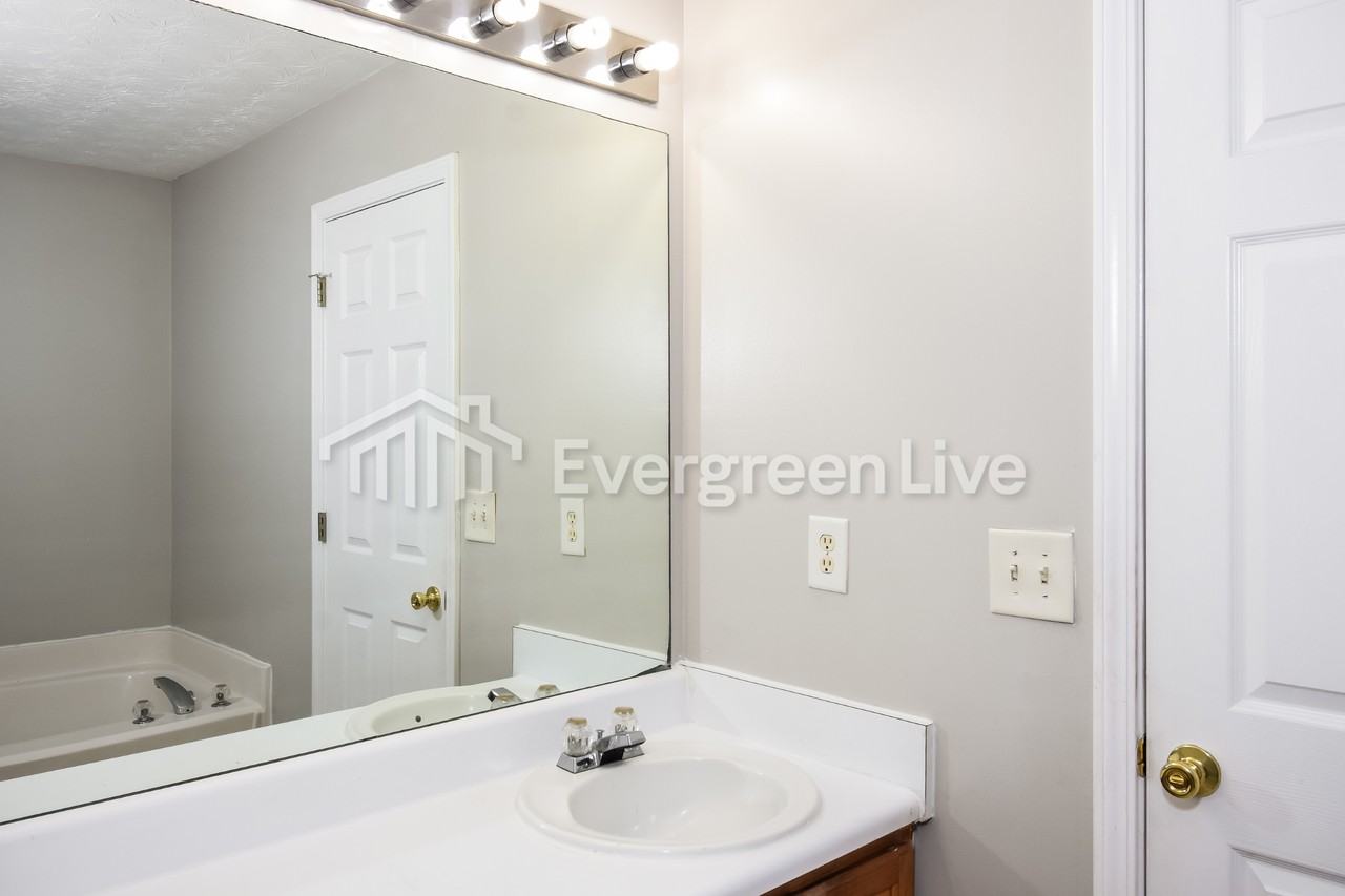 3150 Panthers Trce - Photo 7 of 13