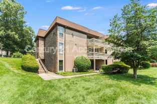 5805 Royal Ridge Dr #L - Photo 1 of 1