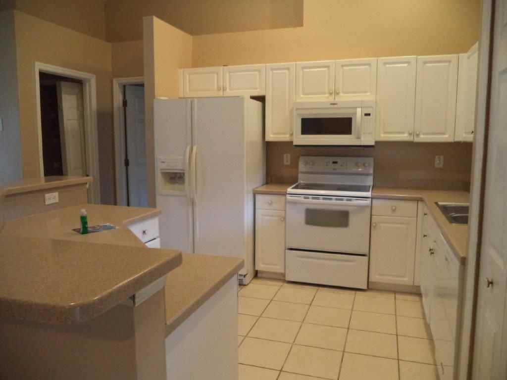 3204 35th St Sw - Photo 2 of 3