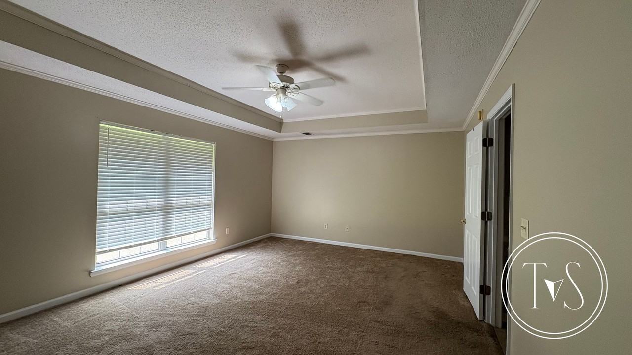 95 Shawn Ct - Photo 3 of 29