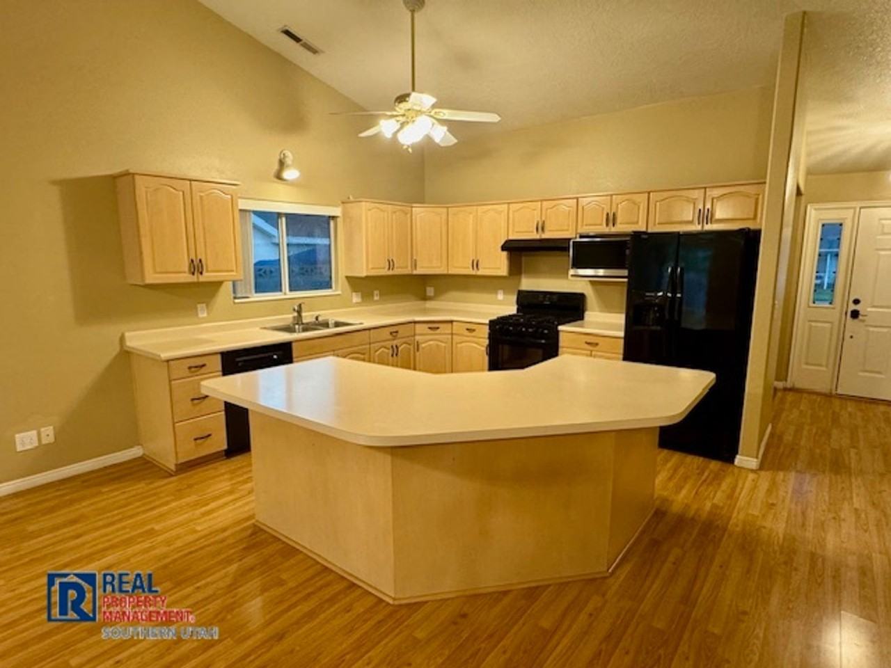 2339 E 130 N - Photo 4 of 14
