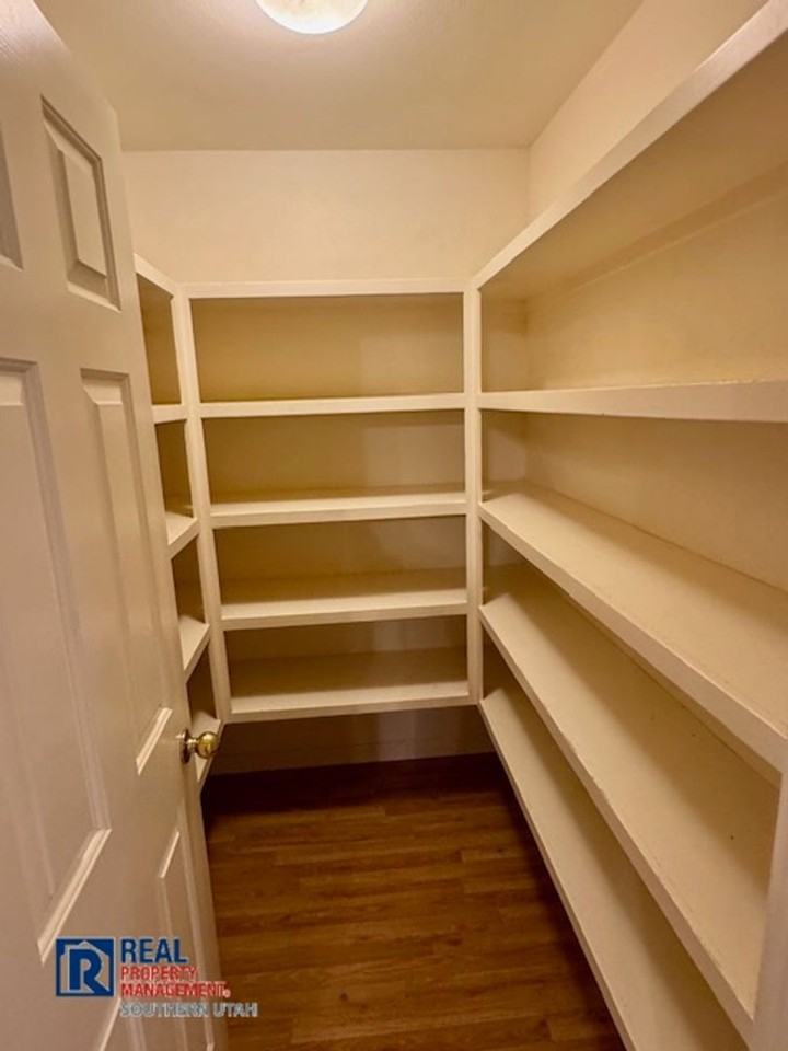 2339 E 130 N - Photo 5 of 14