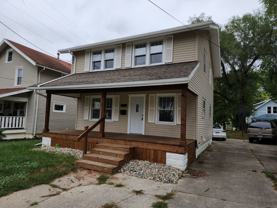 580 W Grand Ave - Photo 1 of 1