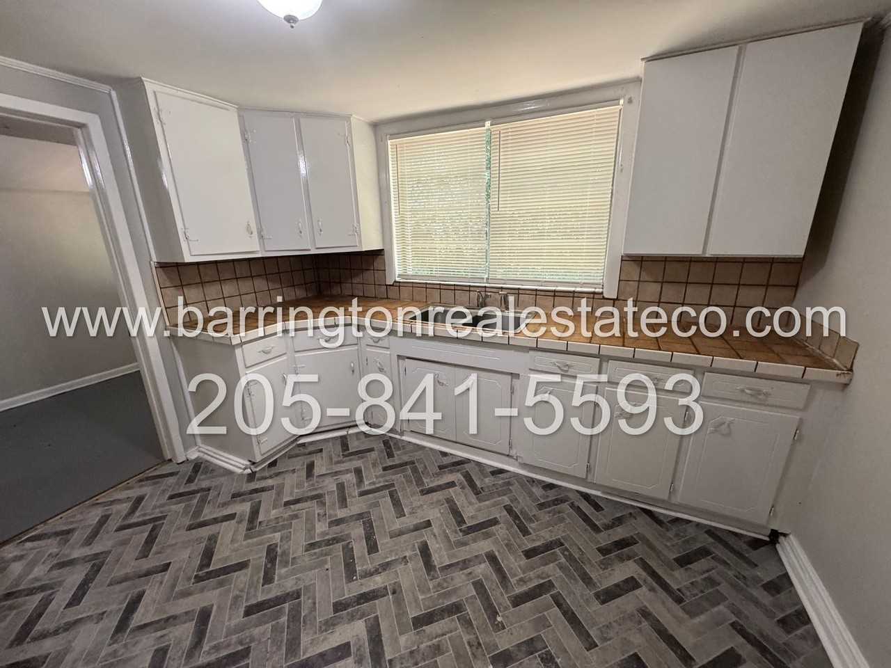 5116 Huntsville Ave - Photo 3 of 5