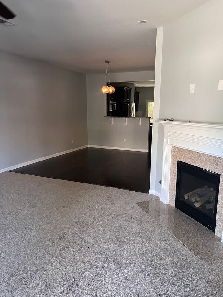 2327 Traemoor Village Dr - Photo 2 of 31