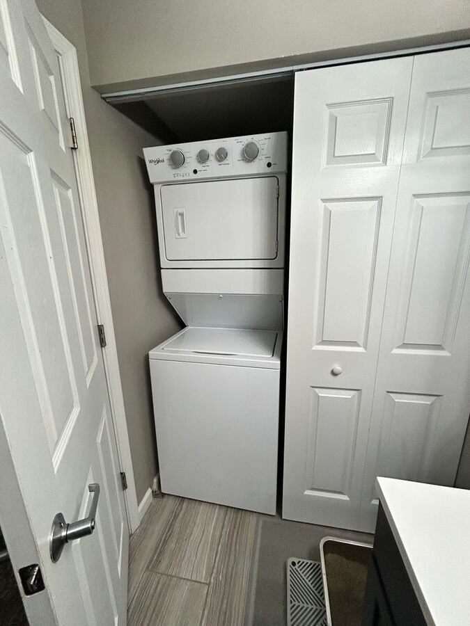 4105 Harvest Ln - Photo 3 of 6