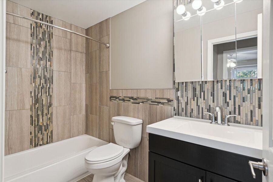 4105 Harvest Ln - Photo 5 of 6