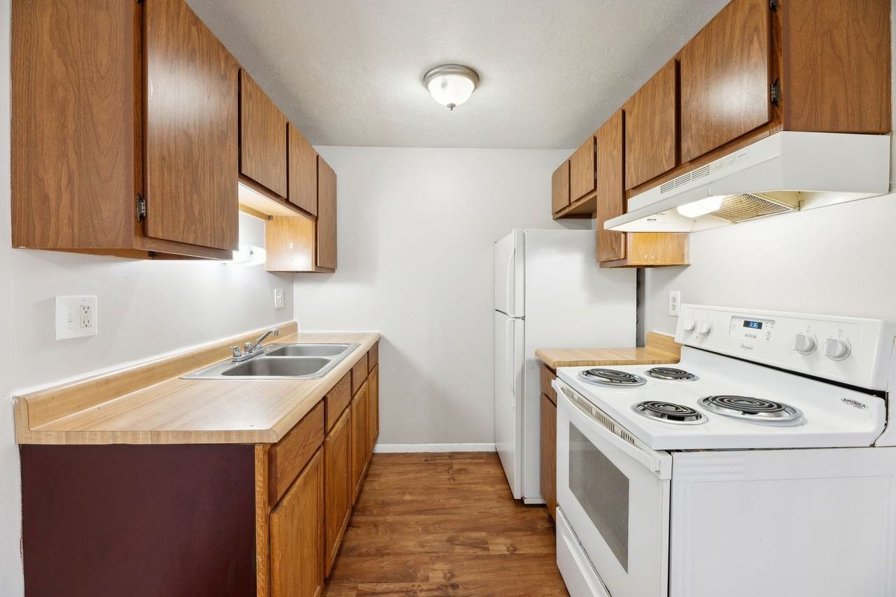 MOZART 24 CINCY, LLC - Photo 3 of 9