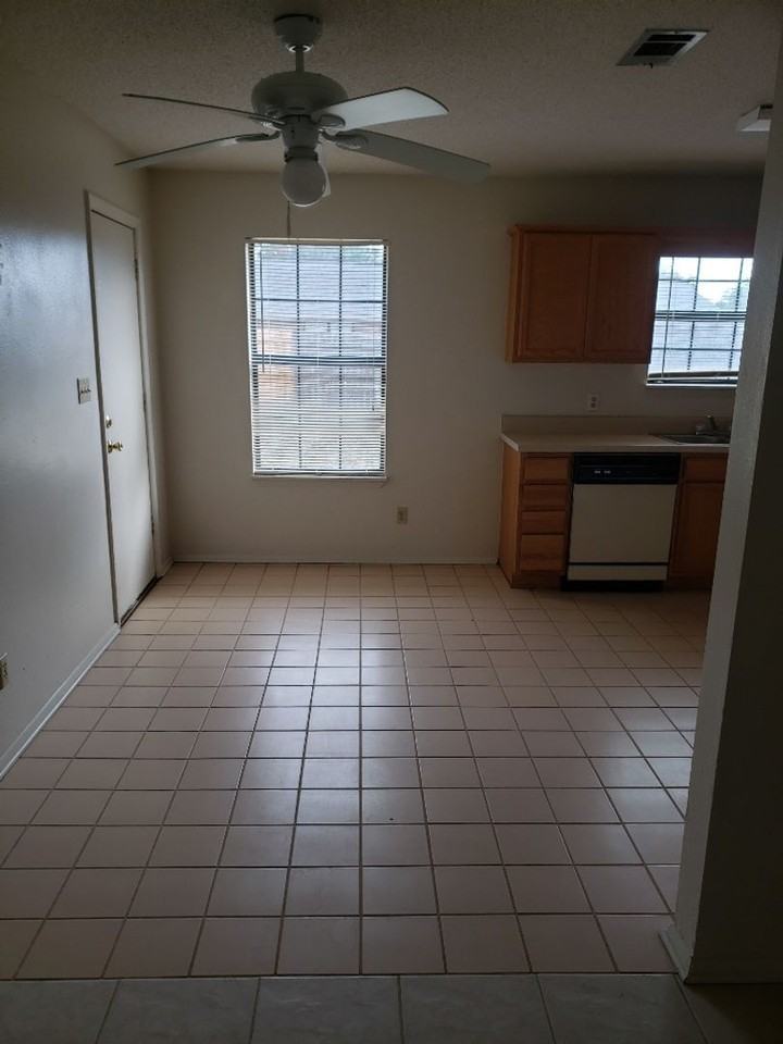 3 Lake Ave - Photo 3 of 17