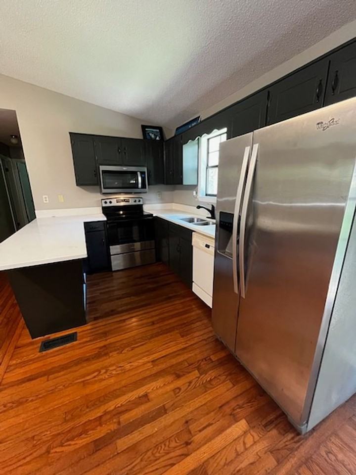 3660 49th St Nw - Photo 6 of 17