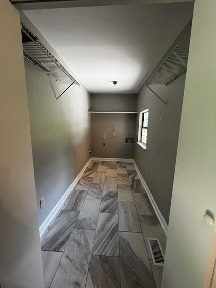 3660 49th St Nw - Photo 7 of 17