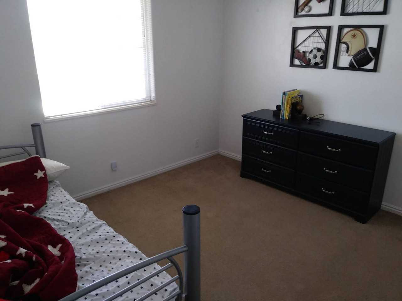 182 N 50 E - Photo 4 of 8