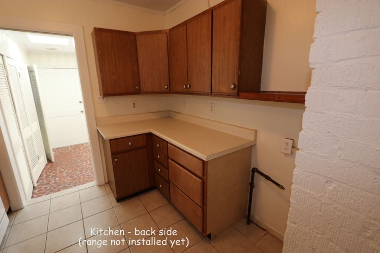 400 S Fenwick Rd - Photo 7 of 12