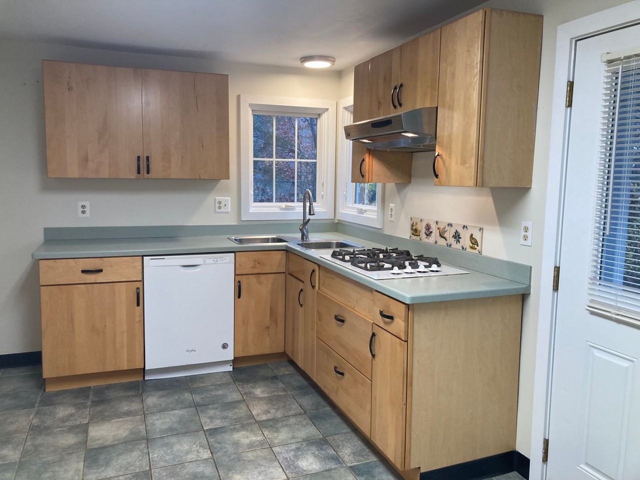 13102 Grant Shook Rd - Photo 3 of 13