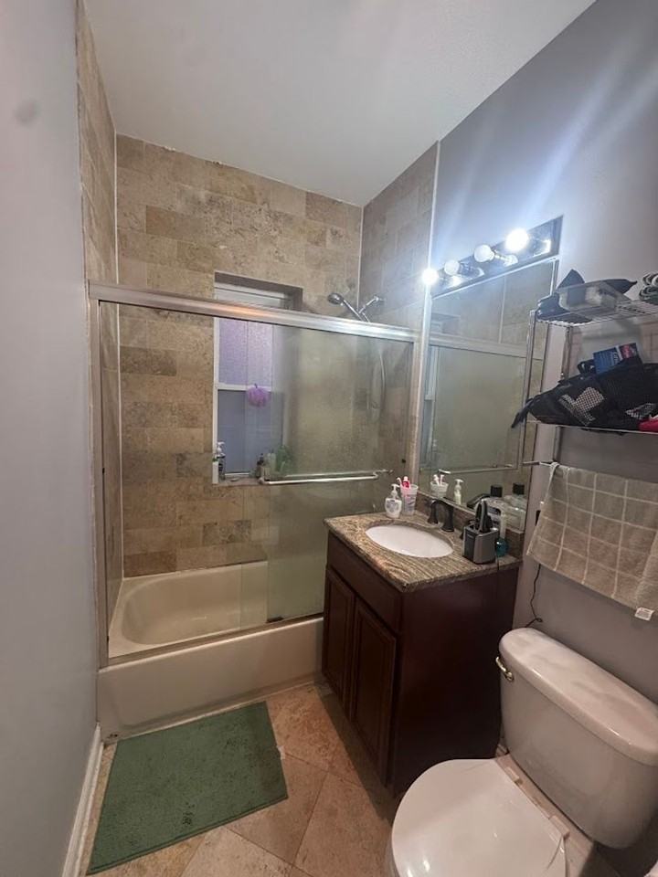 1342 W Greenleaf Ave Apt 2b #2B - Photo 4 of 6