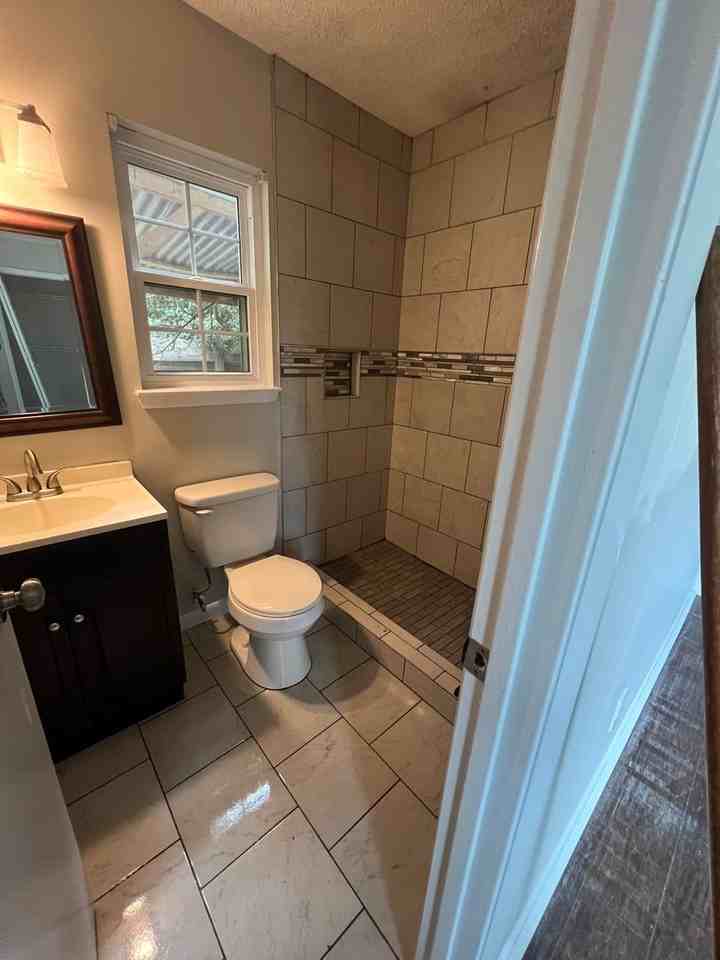 226 Sequoia Cir - Photo 5 of 11