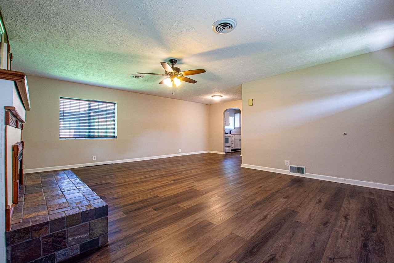 1518 Avenue N - Photo 2 of 18