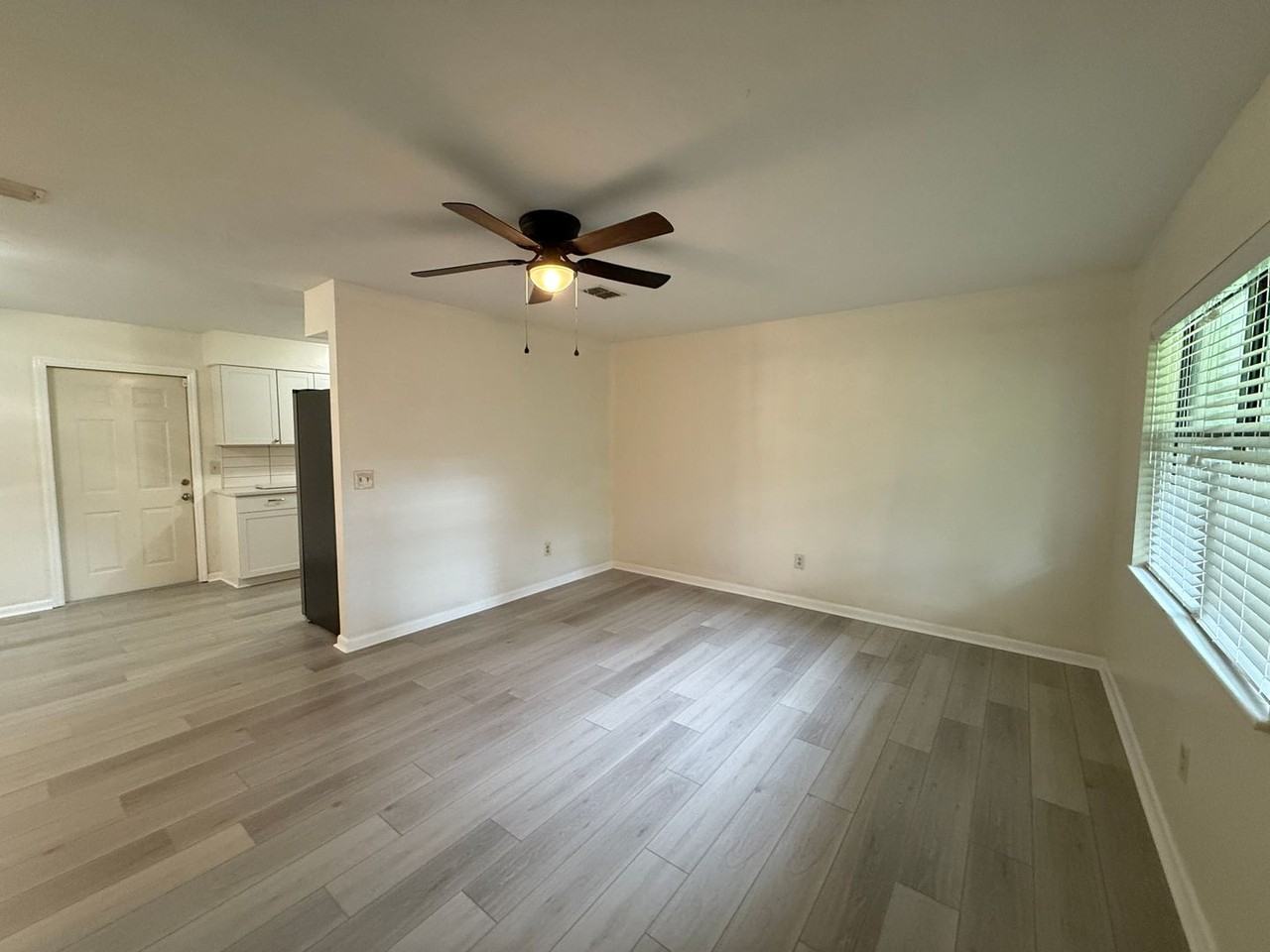 15615 Nw 138th Dr - Photo 2 of 40