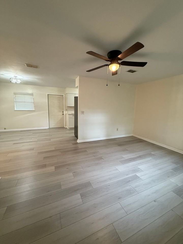 15615 Nw 138th Dr - Photo 5 of 40