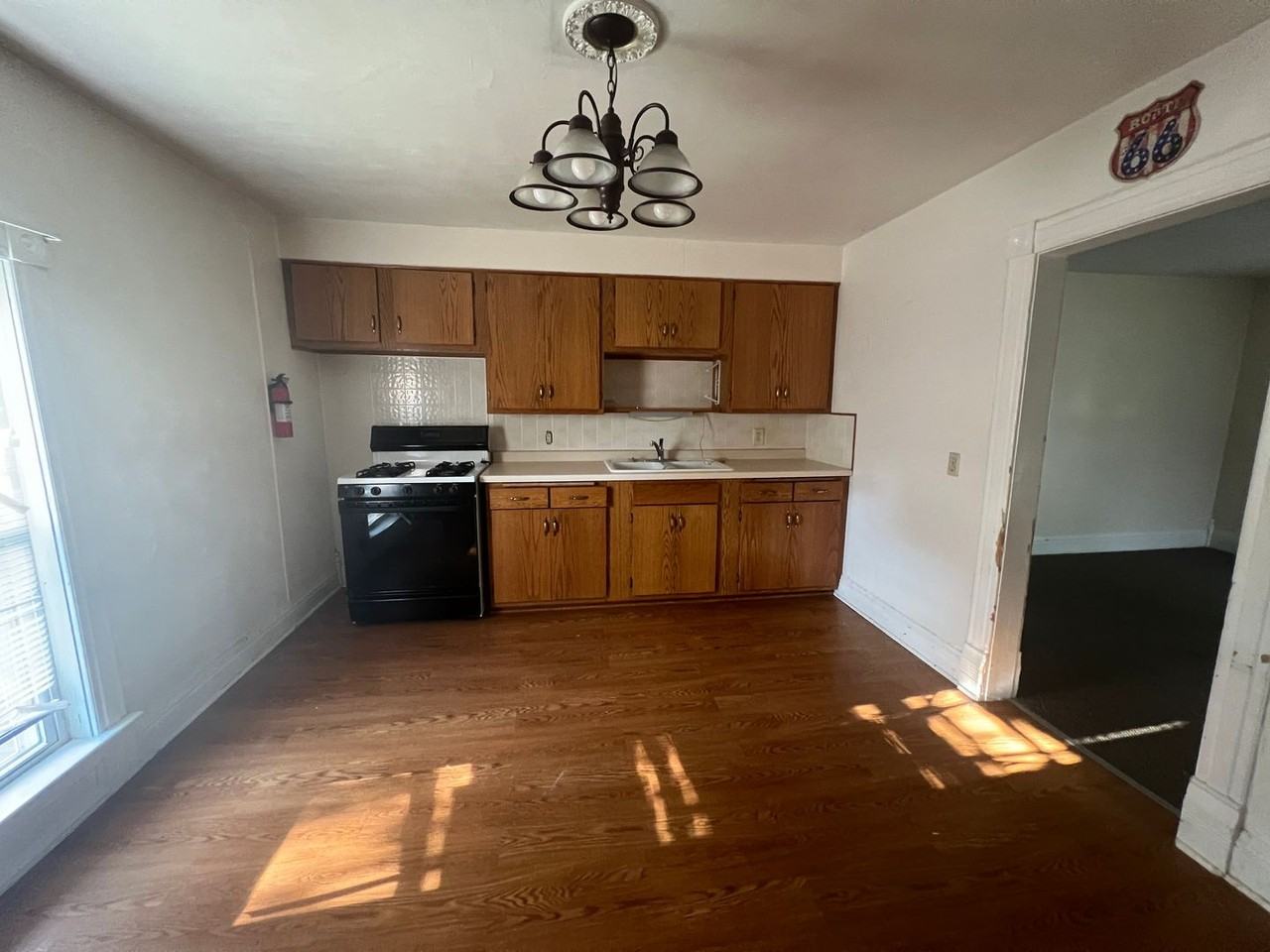 622 S 3rd Ave - Photo 2 of 7