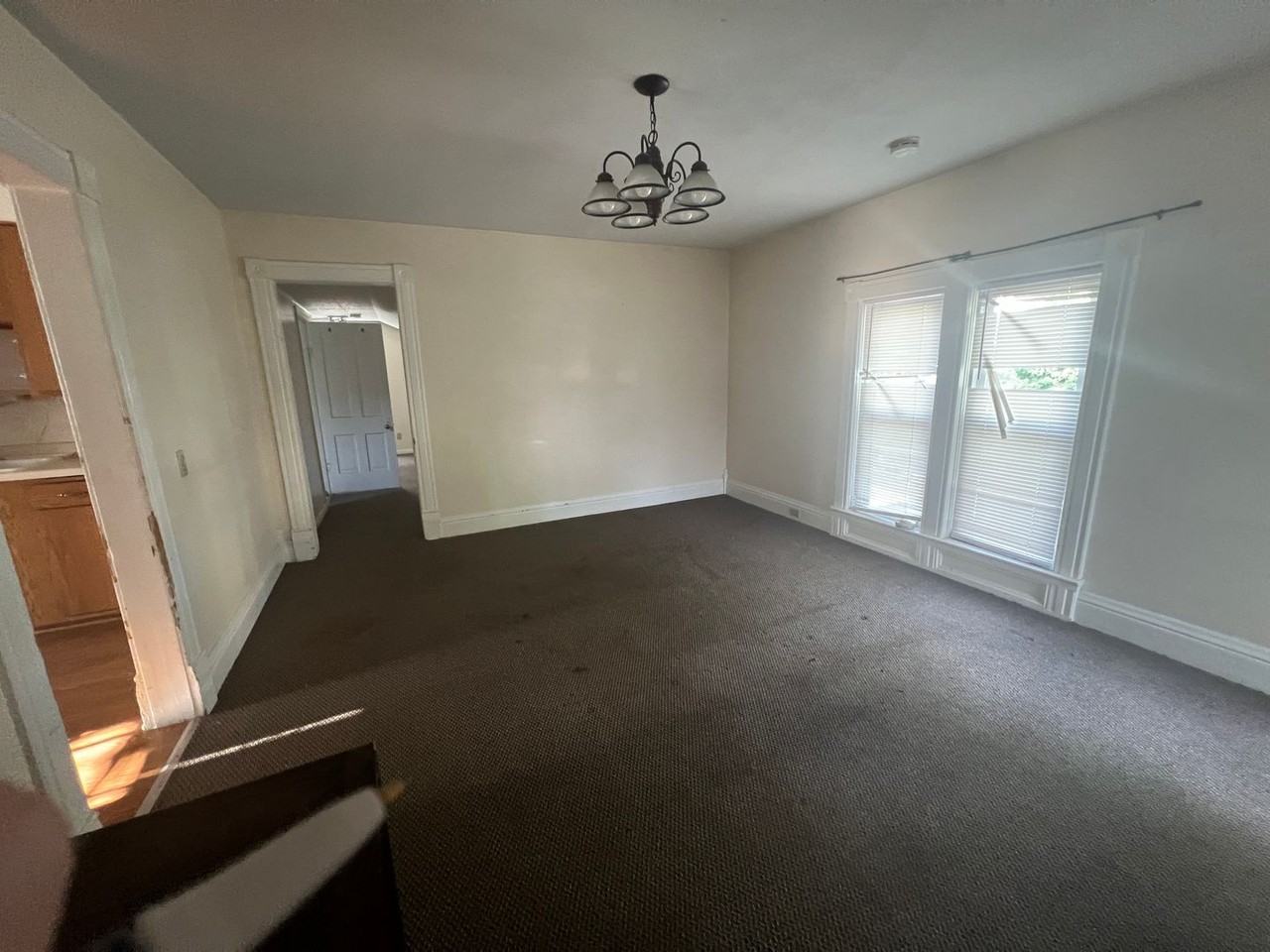 622 S 3rd Ave - Photo 3 of 7