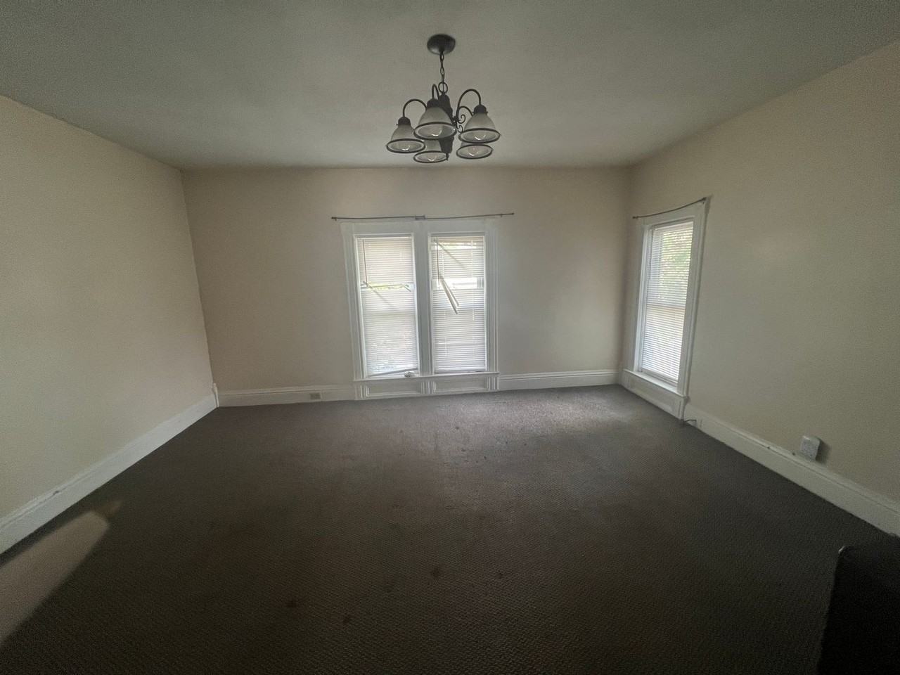 622 S 3rd Ave - Photo 6 of 7