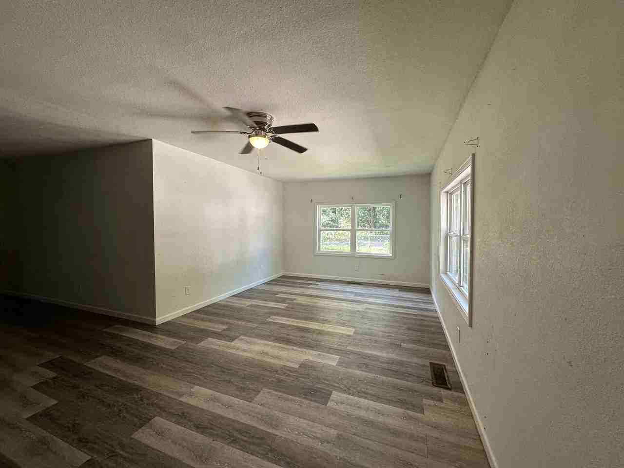 2910 W 2nd Dr - Photo 5 of 12