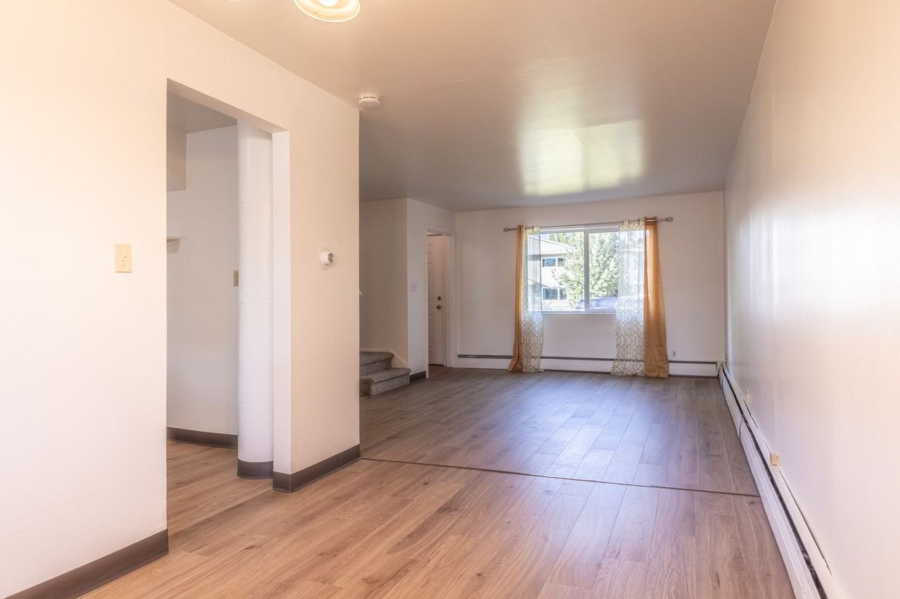 1227 Mccarty Ave - Photo 3 of 14