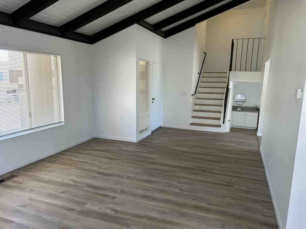 113 Ken Ct - Photo 7 of 35