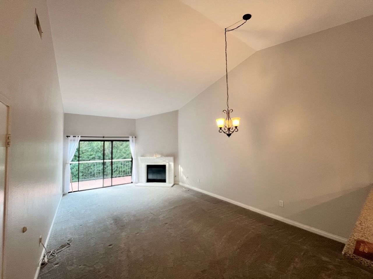 3527 Somerset Way - Photo 2 of 26