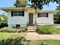 415 N Forest St - Photo 1 of 1