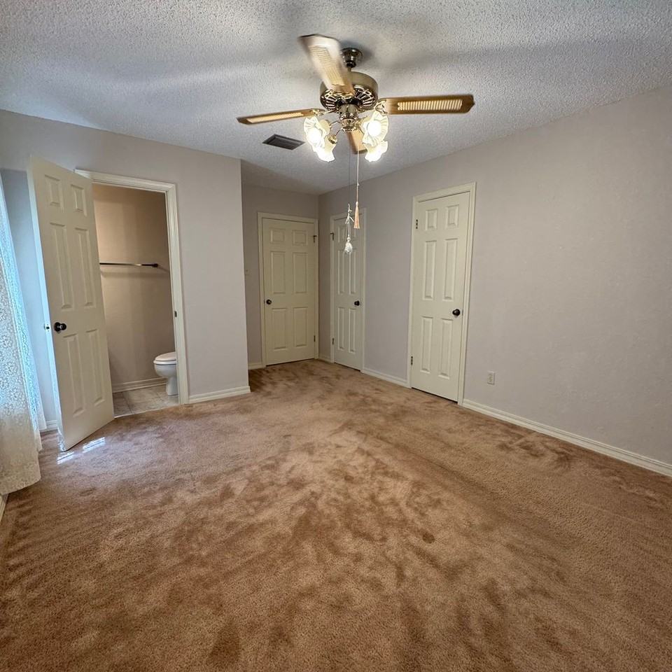 816 Eds Blvd - Photo 4 of 11