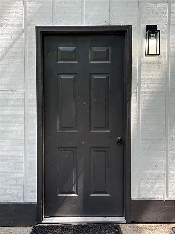 721 Wedgewood Dr - Photo 3 of 21