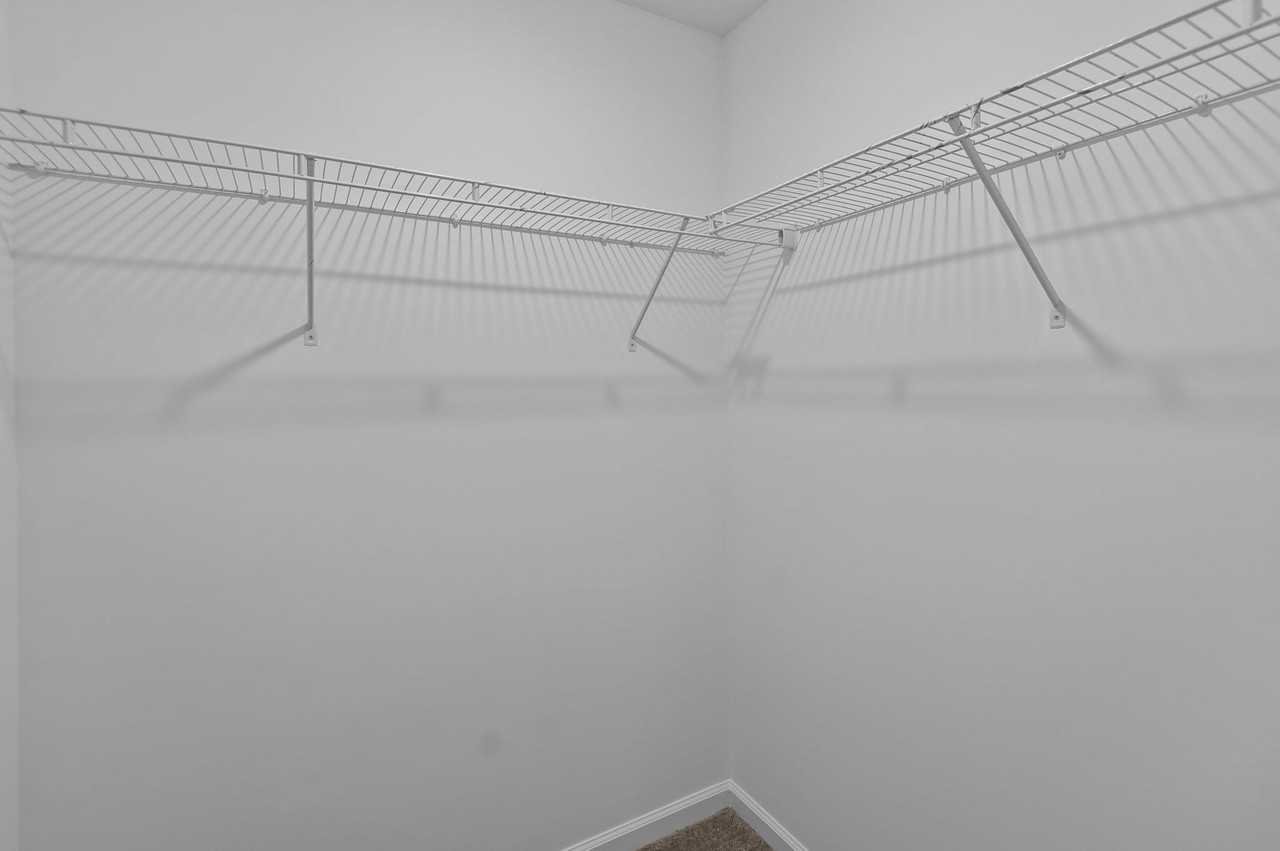 1256 Cross Creek Cir - Photo 6 of 46