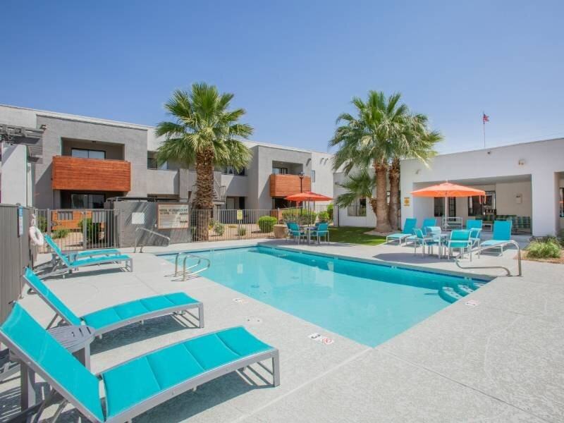 Portola Glendale - Photo 7 of 24