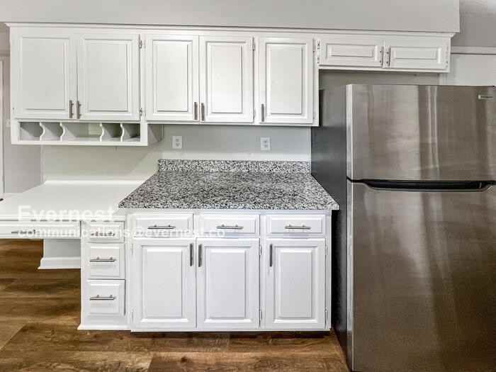 16604 W 145th Ter - Photo 3 of 27