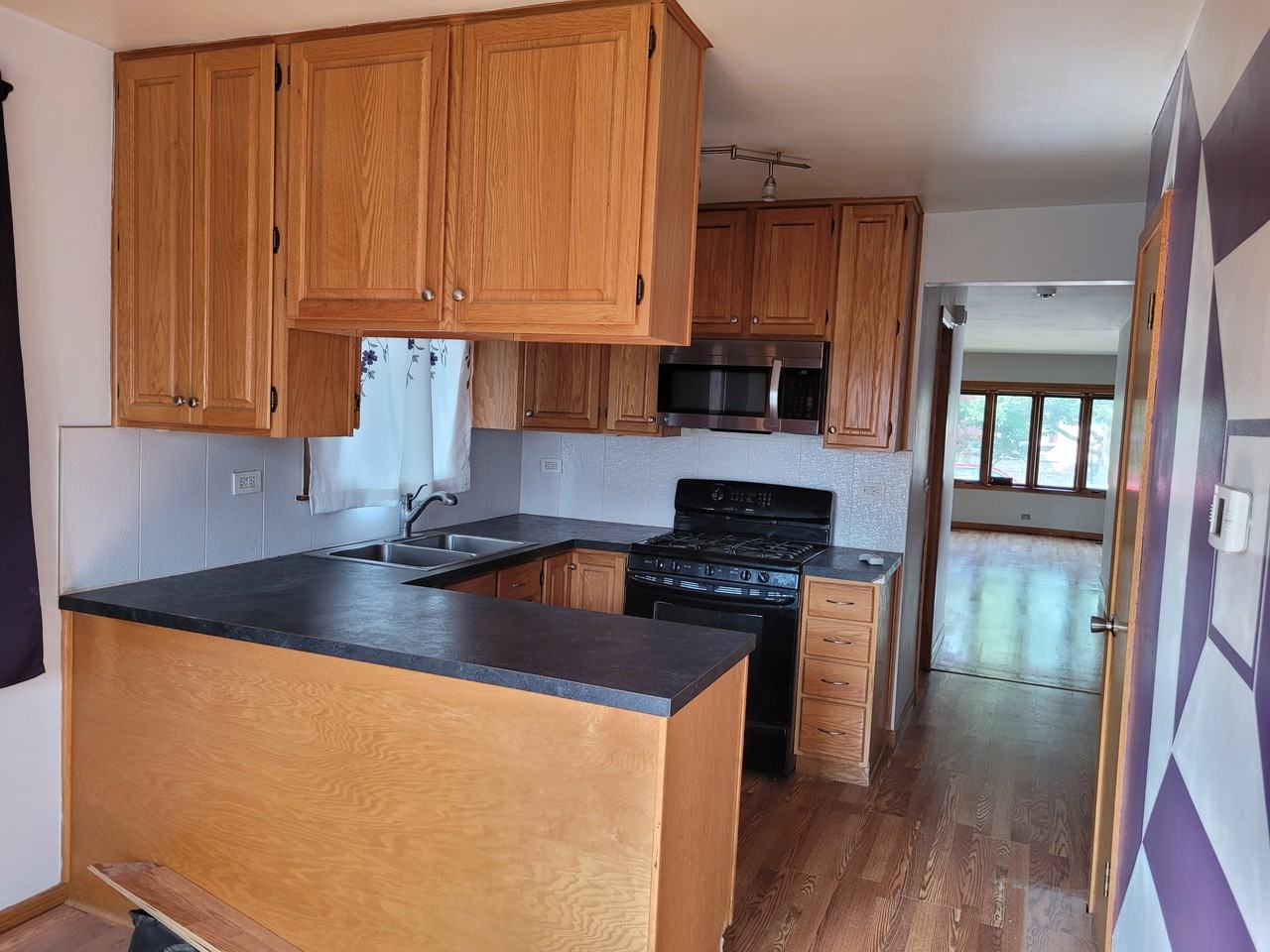 3405 N Osage Ave #NA - Photo 2 of 10