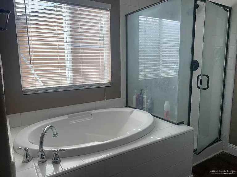 1011 Thoma Ln #NA - Photo 2 of 4