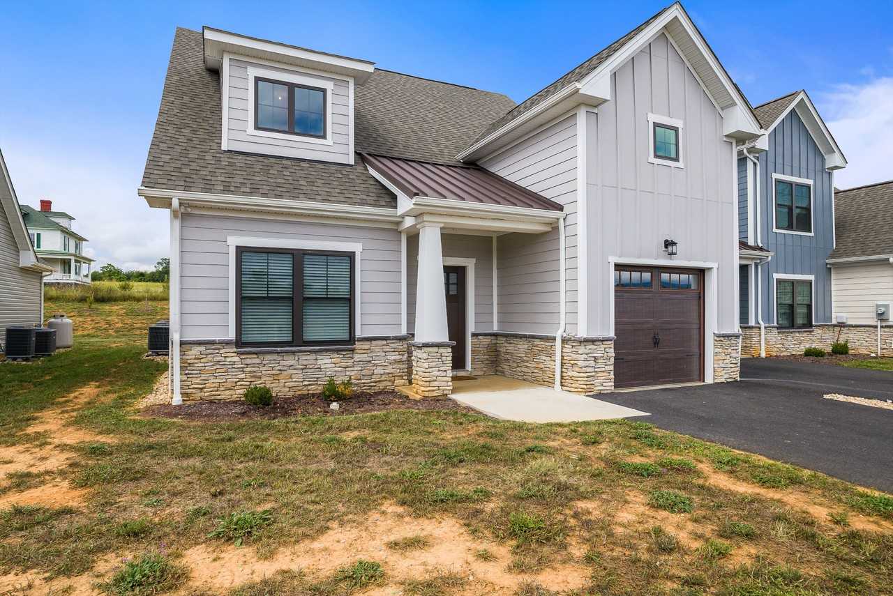 26 Kiley Ln #26 - Photo 2 of 28