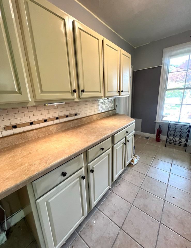 10 Woodland St #2nd - Photo 6 of 19