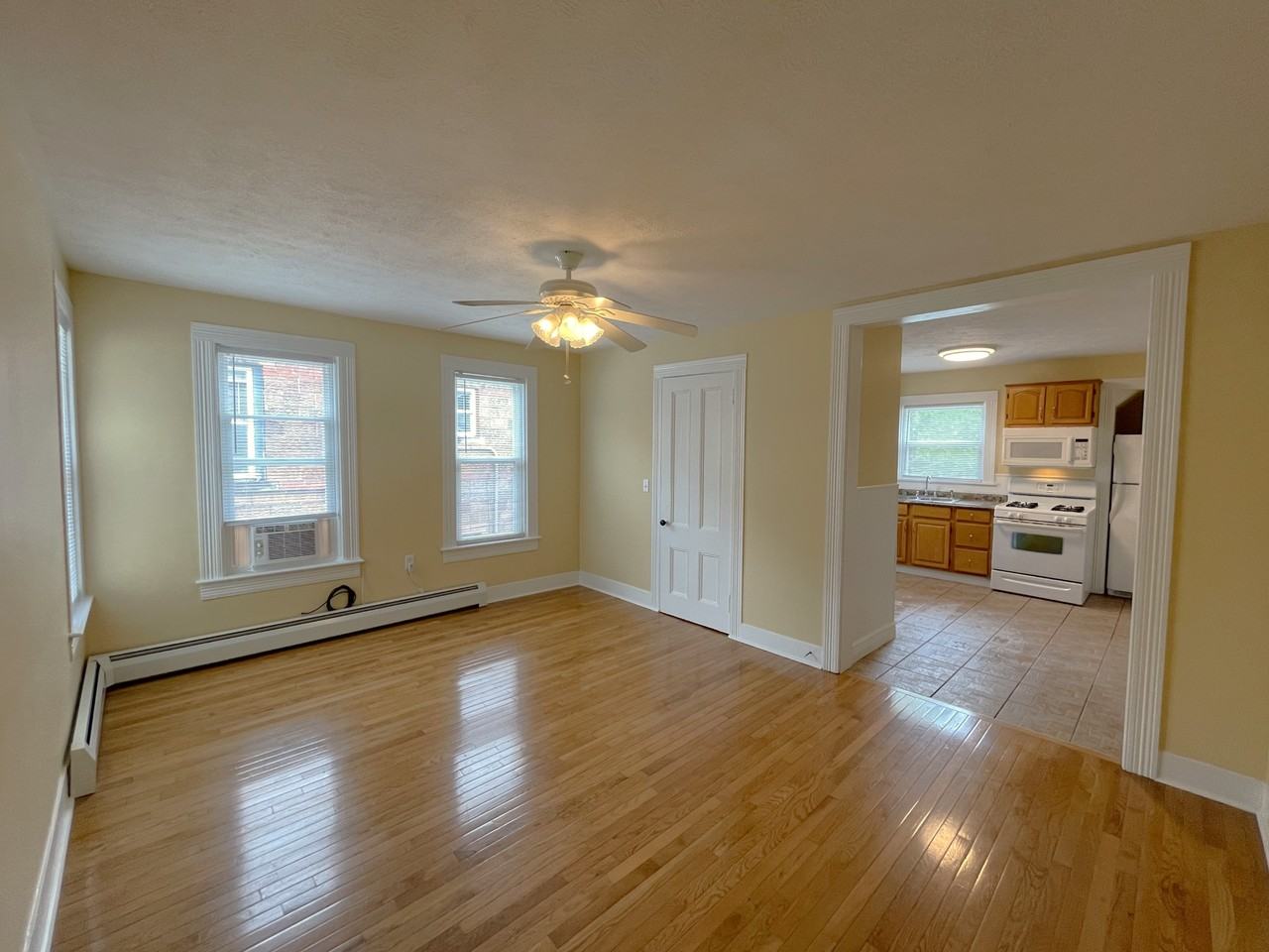 381 W 1st St #2 - Photo 5 of 29