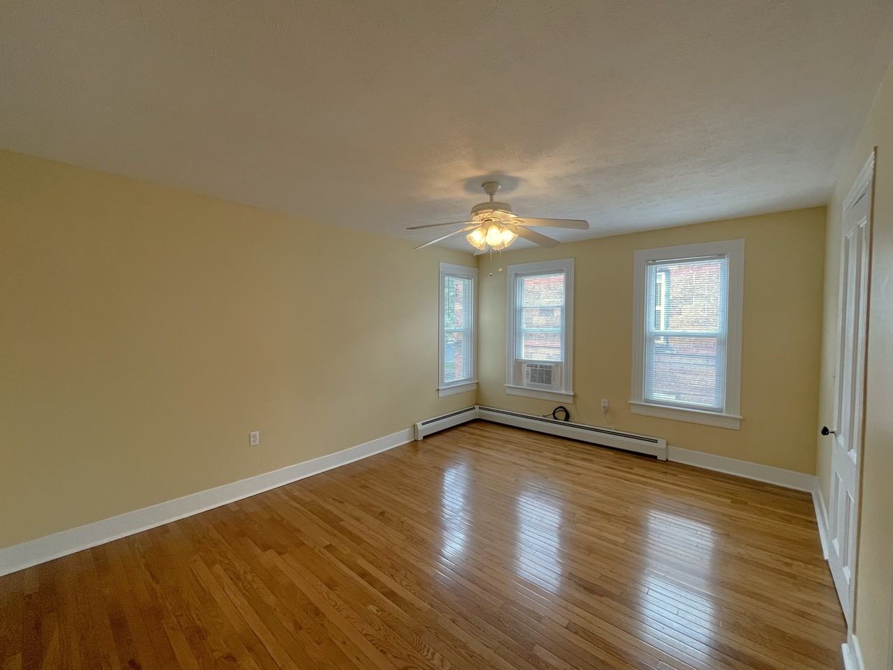 381 W 1st St #2 - Photo 7 of 29