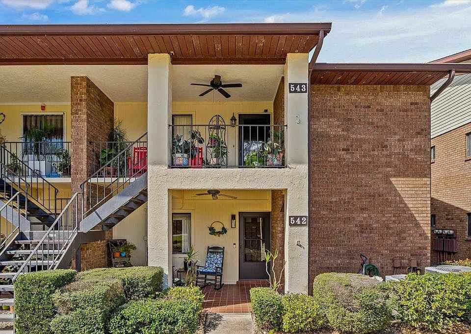 542 Belltower Ave #1ENDUNIT - Photo 3 of 17