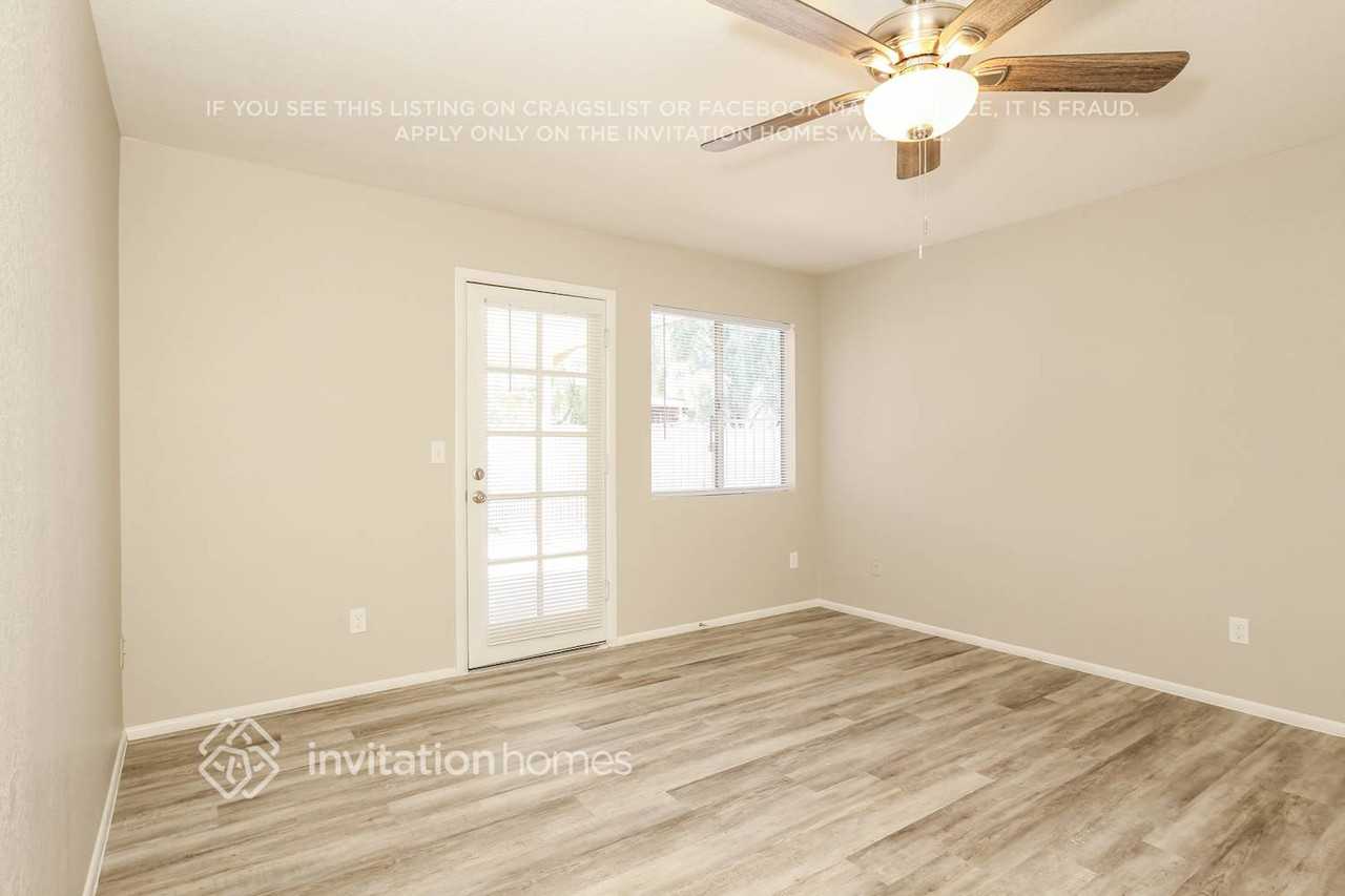 4316 North 106th Drive - Photo 7 of 15