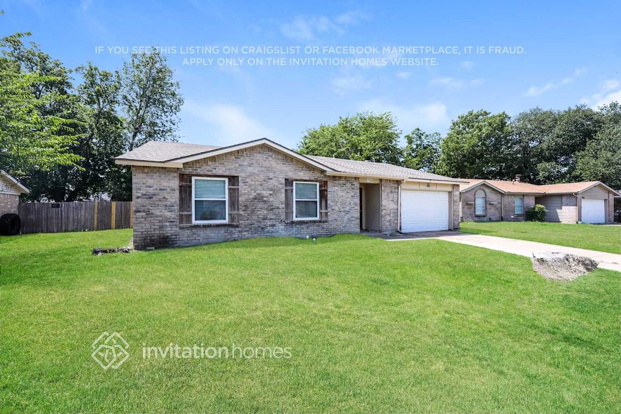 7108 Romford Way - Photo 3 of 17