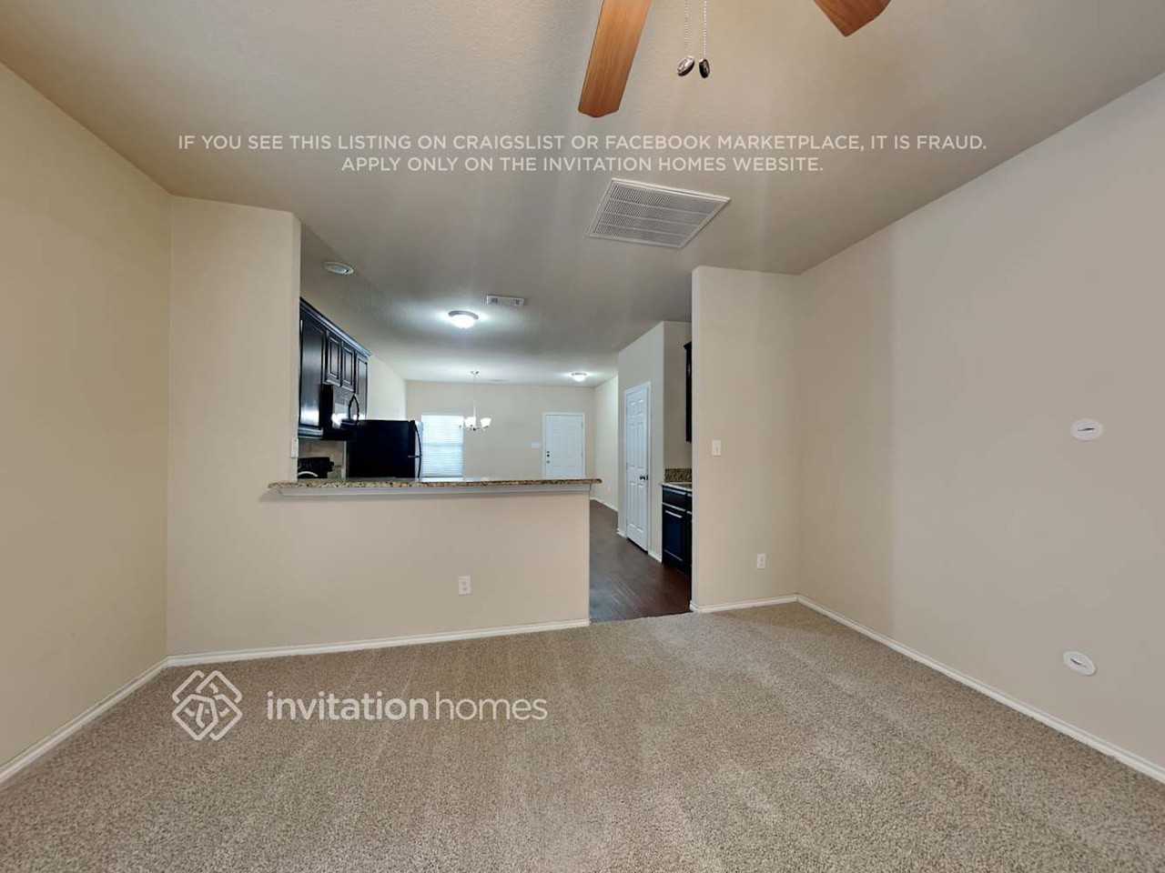 1832 Wickham Dr - Photo 4 of 27