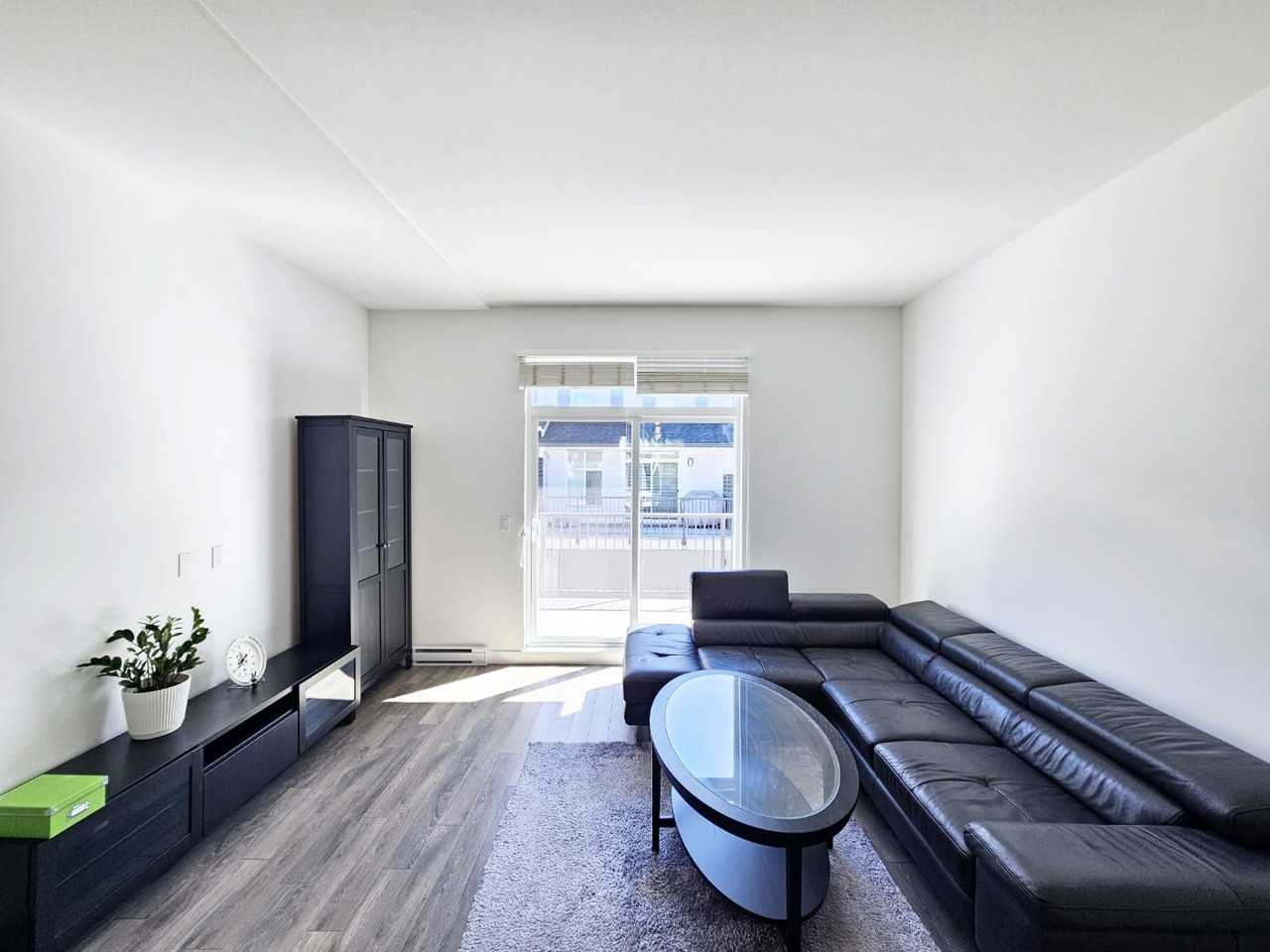 15340 Guildford Drive ##- - Photo 2 of 21