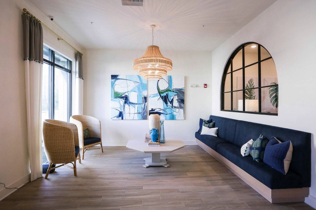 The Gray - Photo 6 of 28