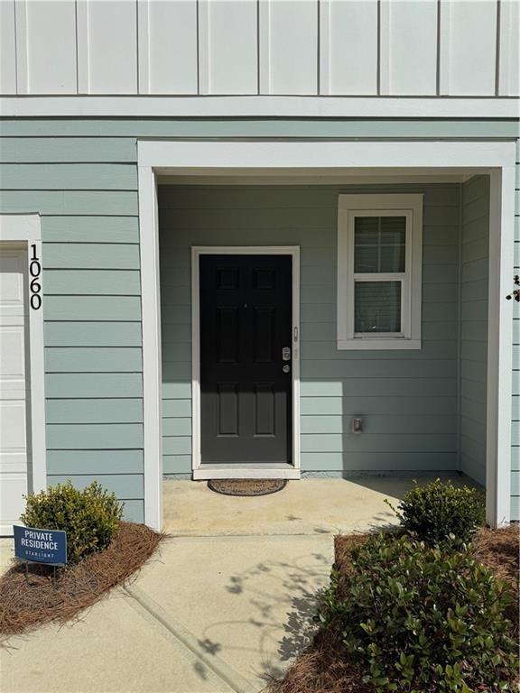 1060 Paddington Drive - Photo 3 of 24